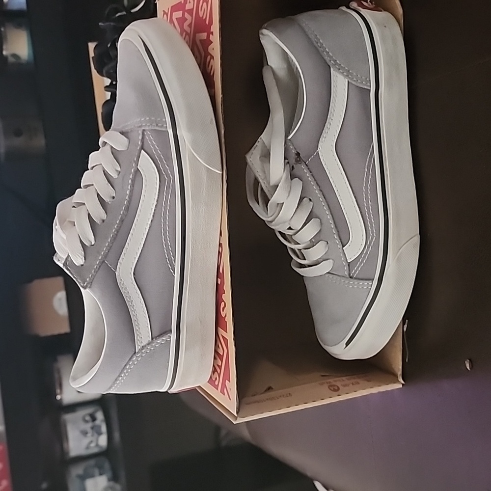 Vans shoes (unisex) size 3 big kid